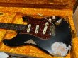 画像1: Fender Custom Shop '62 Stratocaster Heavy Relic  - Handwound PU's / Black (1)