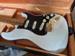 画像1: Fender Custom Shop American Custom Stratocaster NOS  - Handwound PU's / Aged White Blonde (1)
